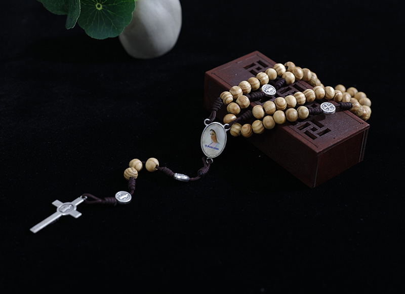 6-7mm wood rosary with alloys