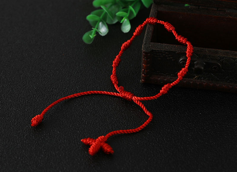 Red knotted bracelet