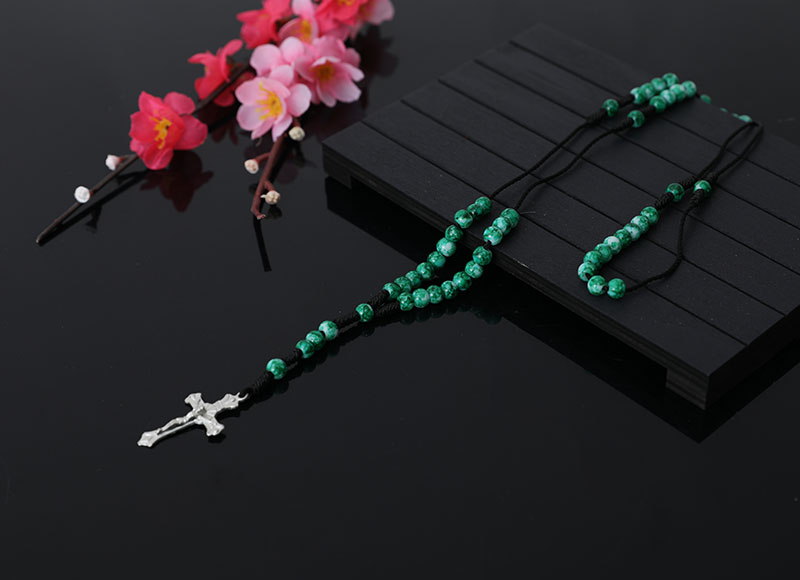 6mm Green Stone Beads Knotted Rosary Necklace