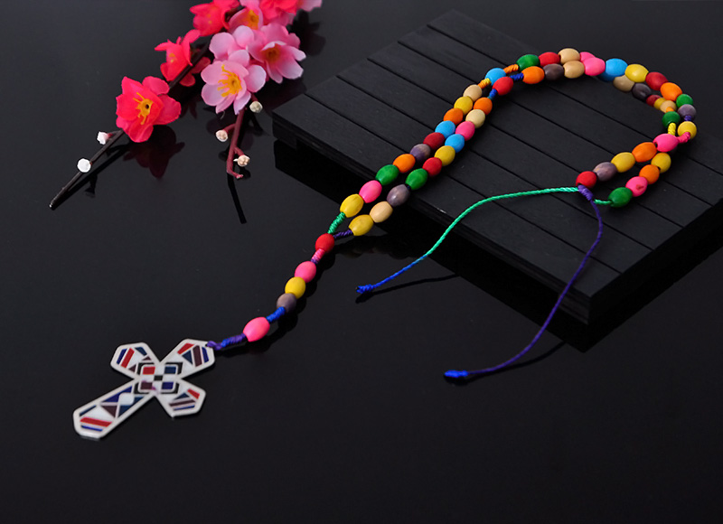 8x6mm colorful wood beaded knotted rosary