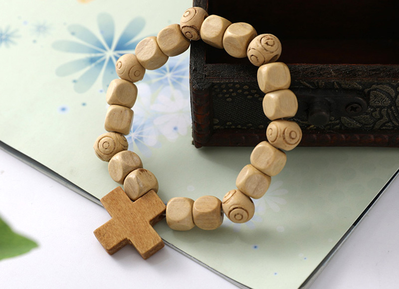 Wood bracelet with cross