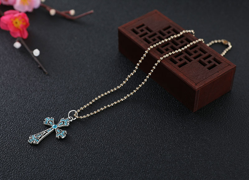 Crystal alloy cross pendant necklace