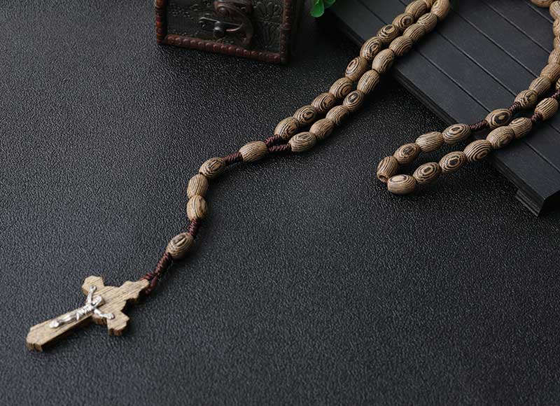 Simple Design 8x6mm Wood Knotted Rosary Pendant Necklace